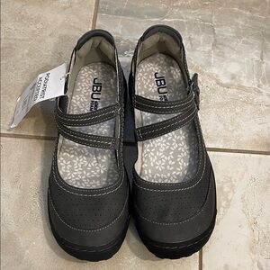 Jambu Vida Mary Jane Flats Fawn size 6, New With Tags Sneakers